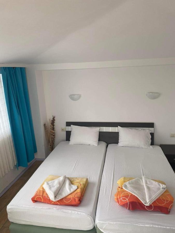 Safo Apartments And Rooms Sozopol Luaran gambar