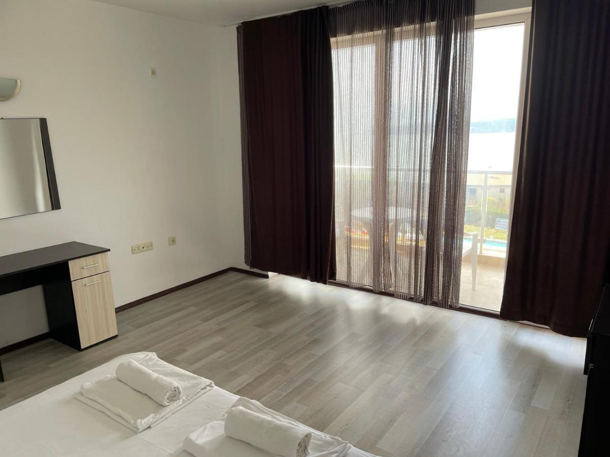 Safo Apartments And Rooms Sozopol Luaran gambar