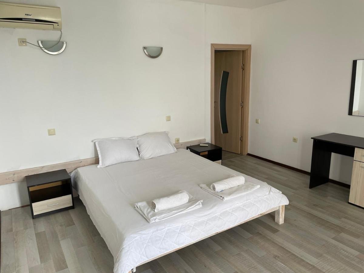 Safo Apartments And Rooms Sozopol Luaran gambar